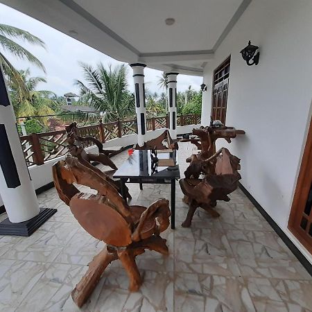 Lion Palace Weligama Esterno foto