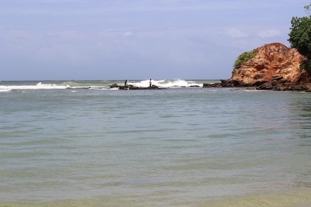 Lion Palace Weligama Esterno foto