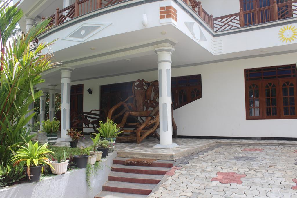 Lion Palace Weligama Esterno foto